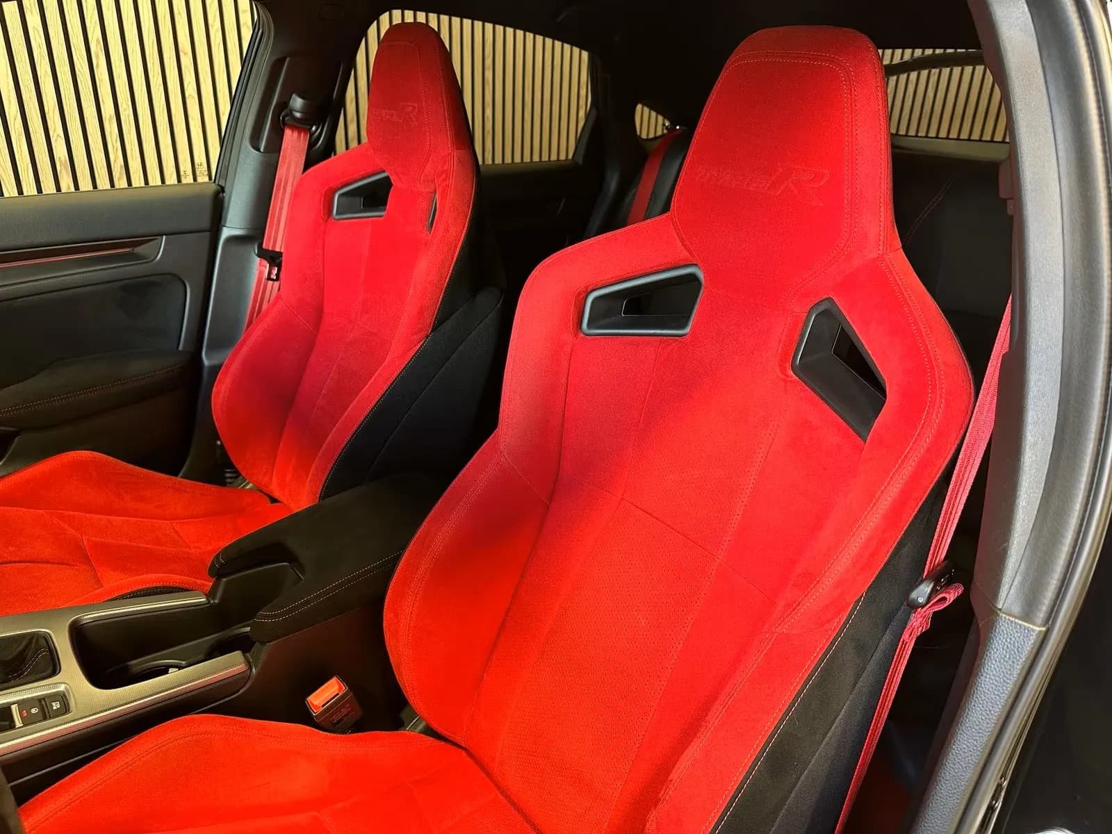 Honda Civic Type R (foto 8/24)