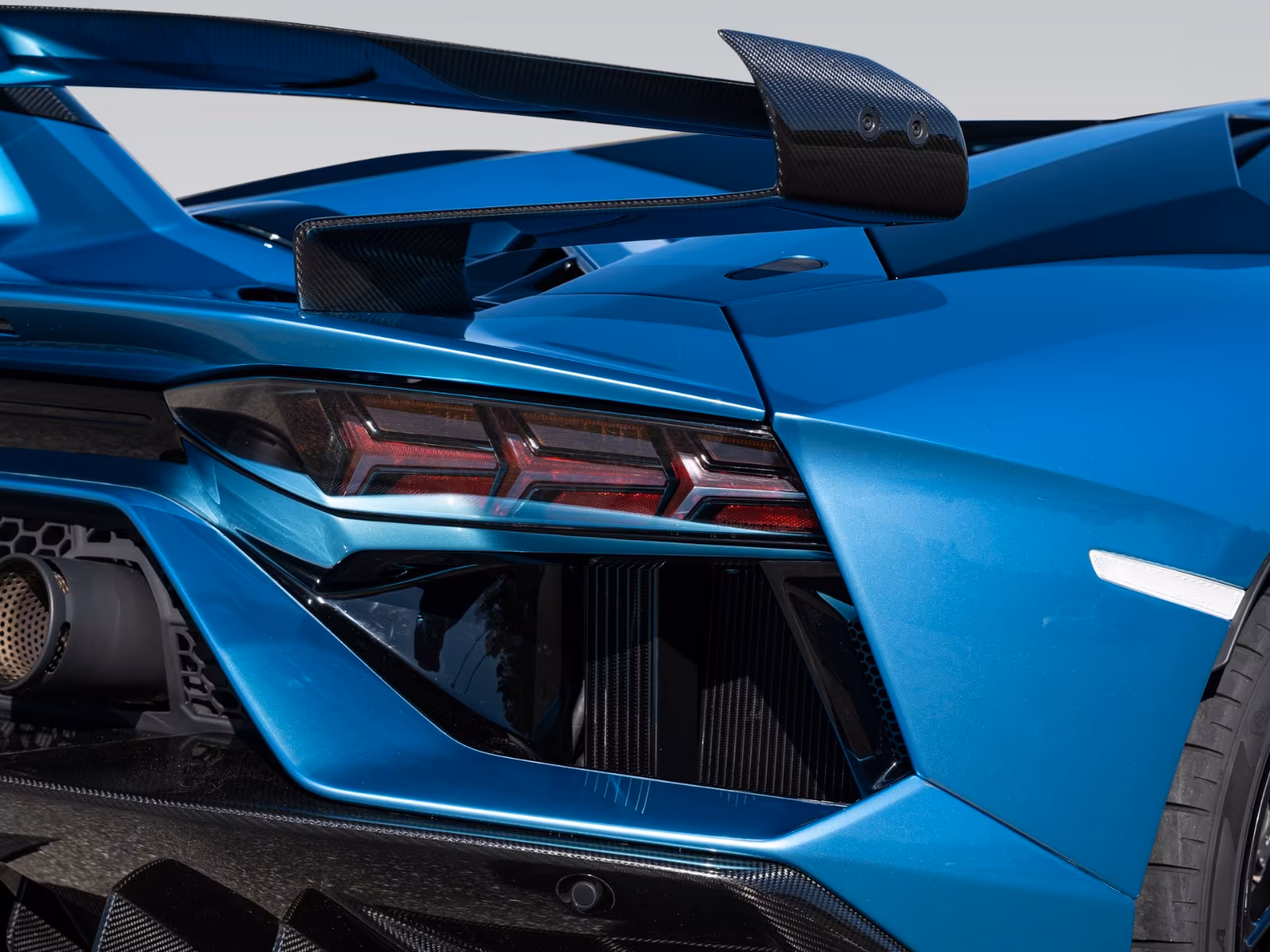 Lamborghini Aventador SVJ (foto 12/30)