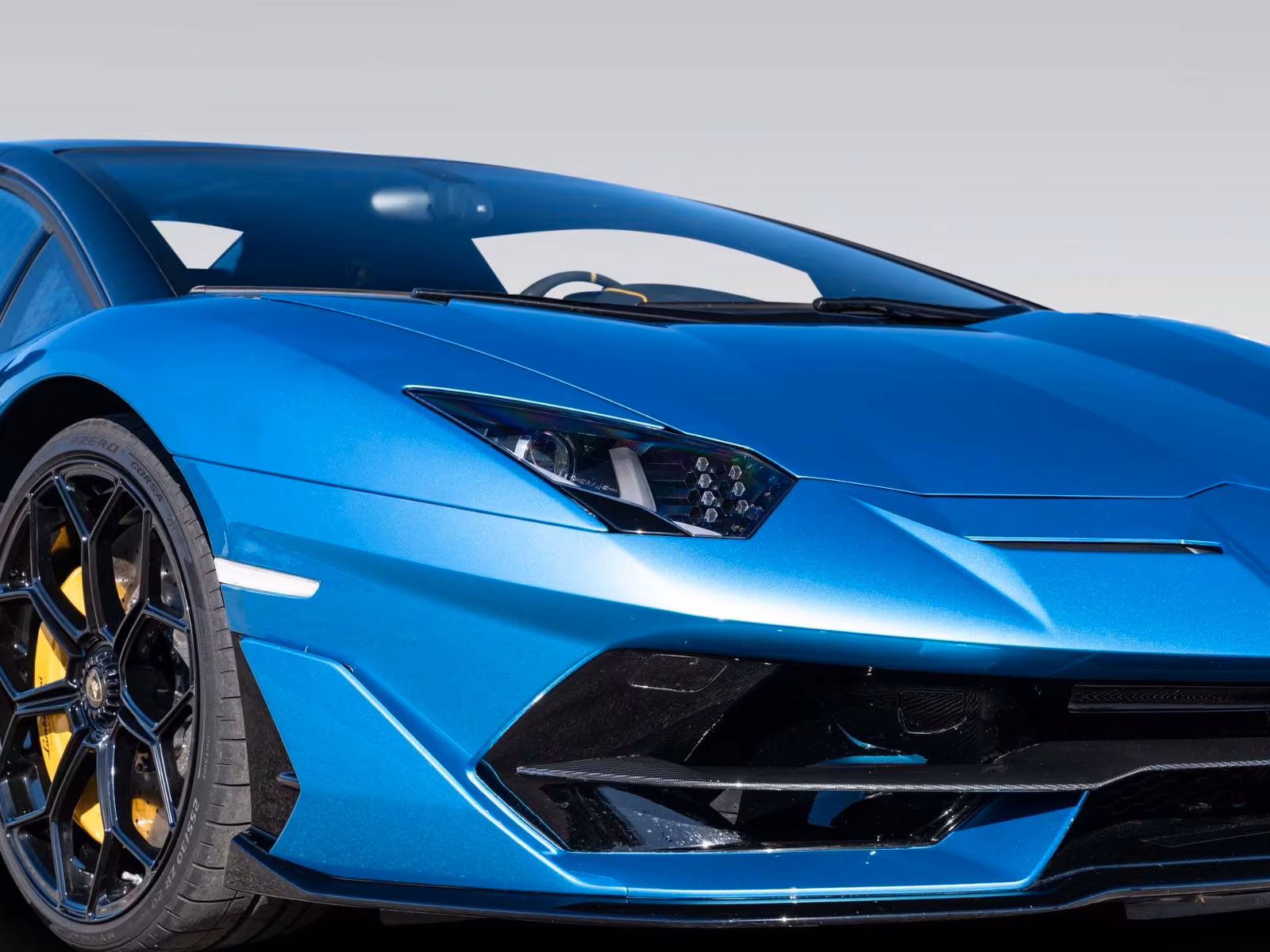 Lamborghini Aventador SVJ (foto 11/30)