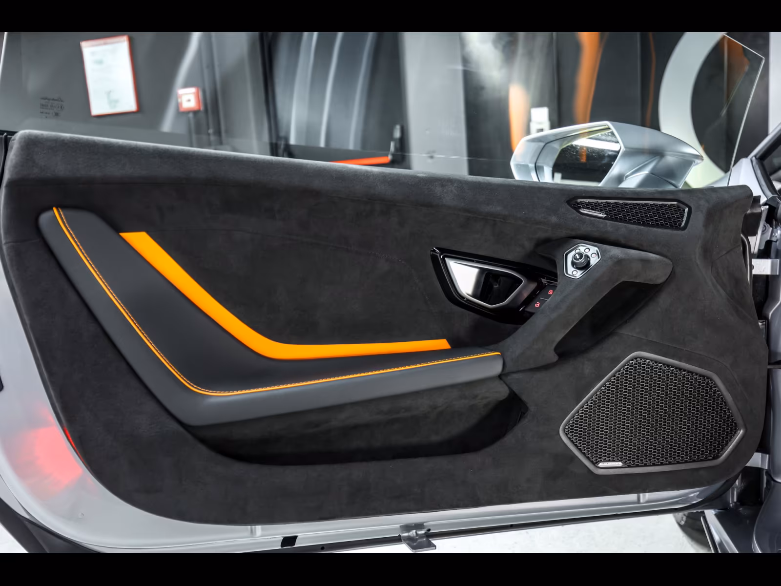 Lamborghini Huracan Tecnica (foto 13/17)