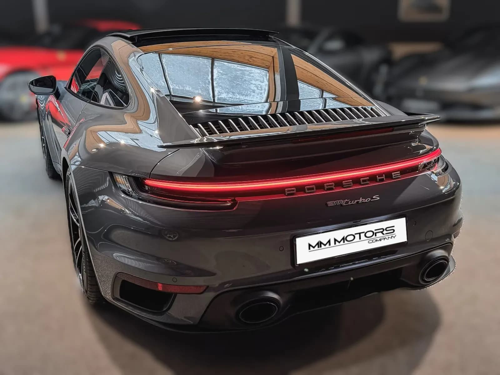 Porsche 911 Turbo S (foto 8/15)