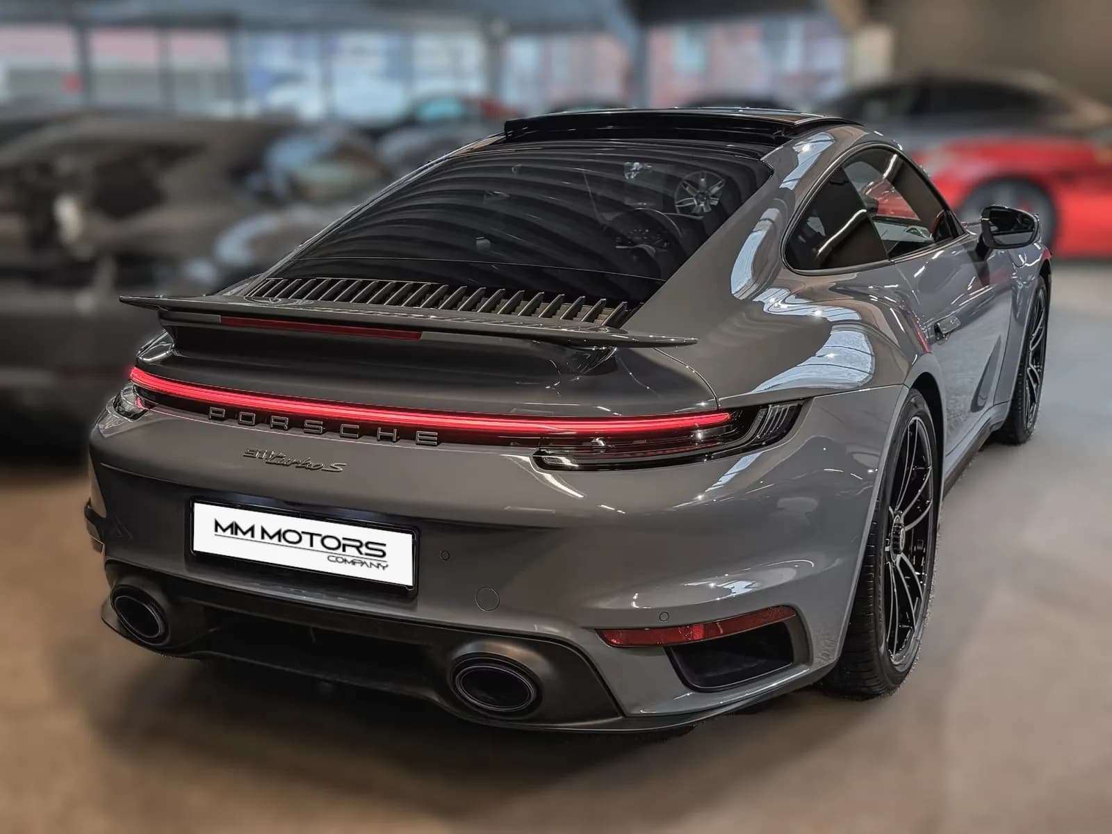 Porsche 911 Turbo S (foto 6/15)
