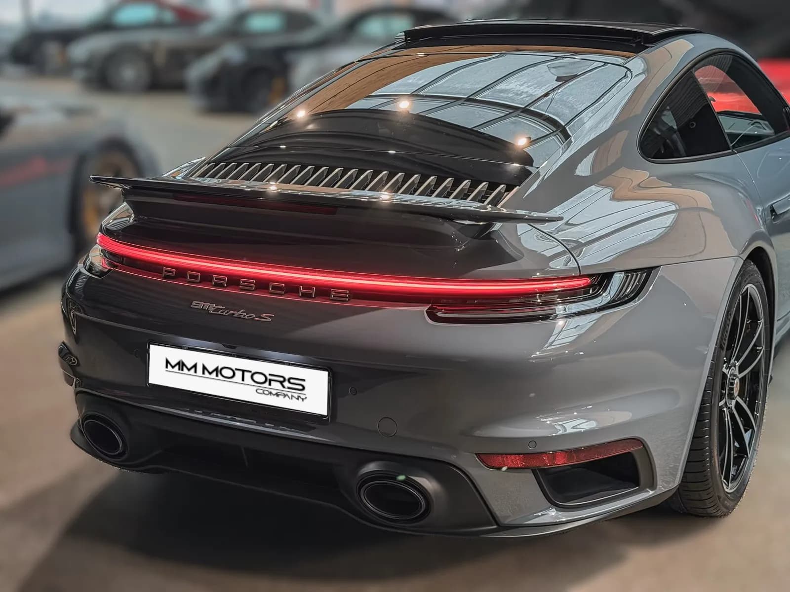Porsche 911 Turbo S (foto 7/15)
