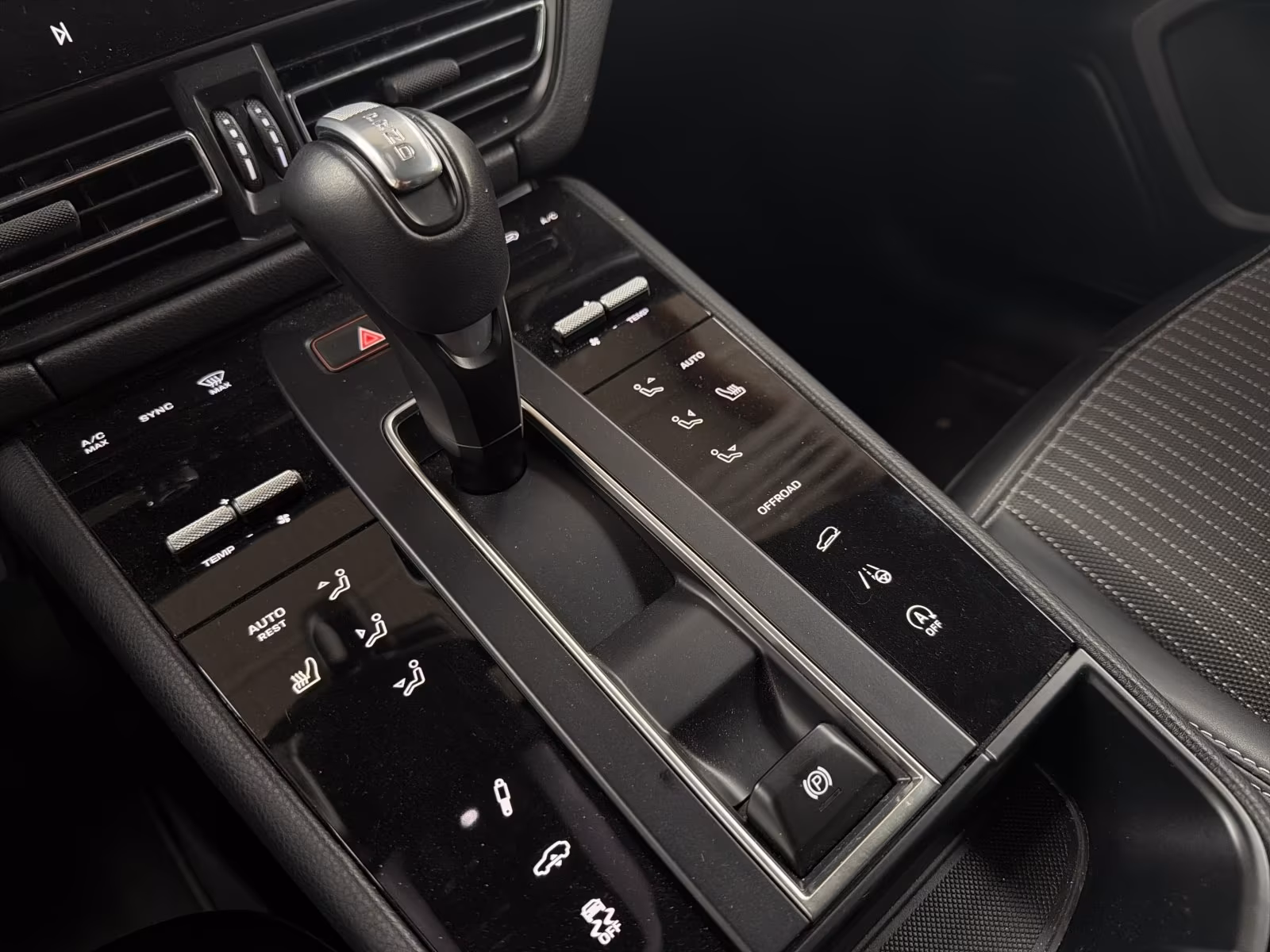 Porsche Macan (foto 12/16)