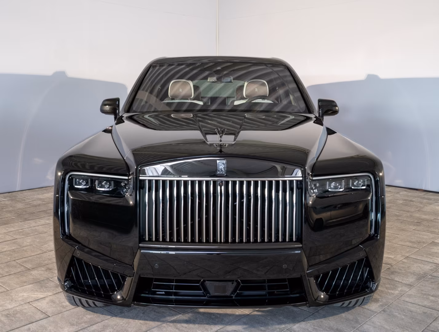 Rolls-Royce Cullinan (foto 5/26)