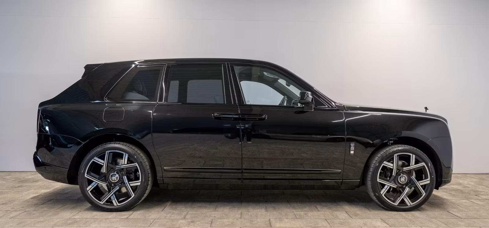 Rolls-Royce Cullinan (foto 7/26)