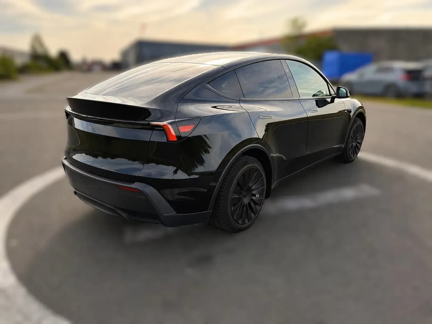 Tesla Model Y (foto 3/6)