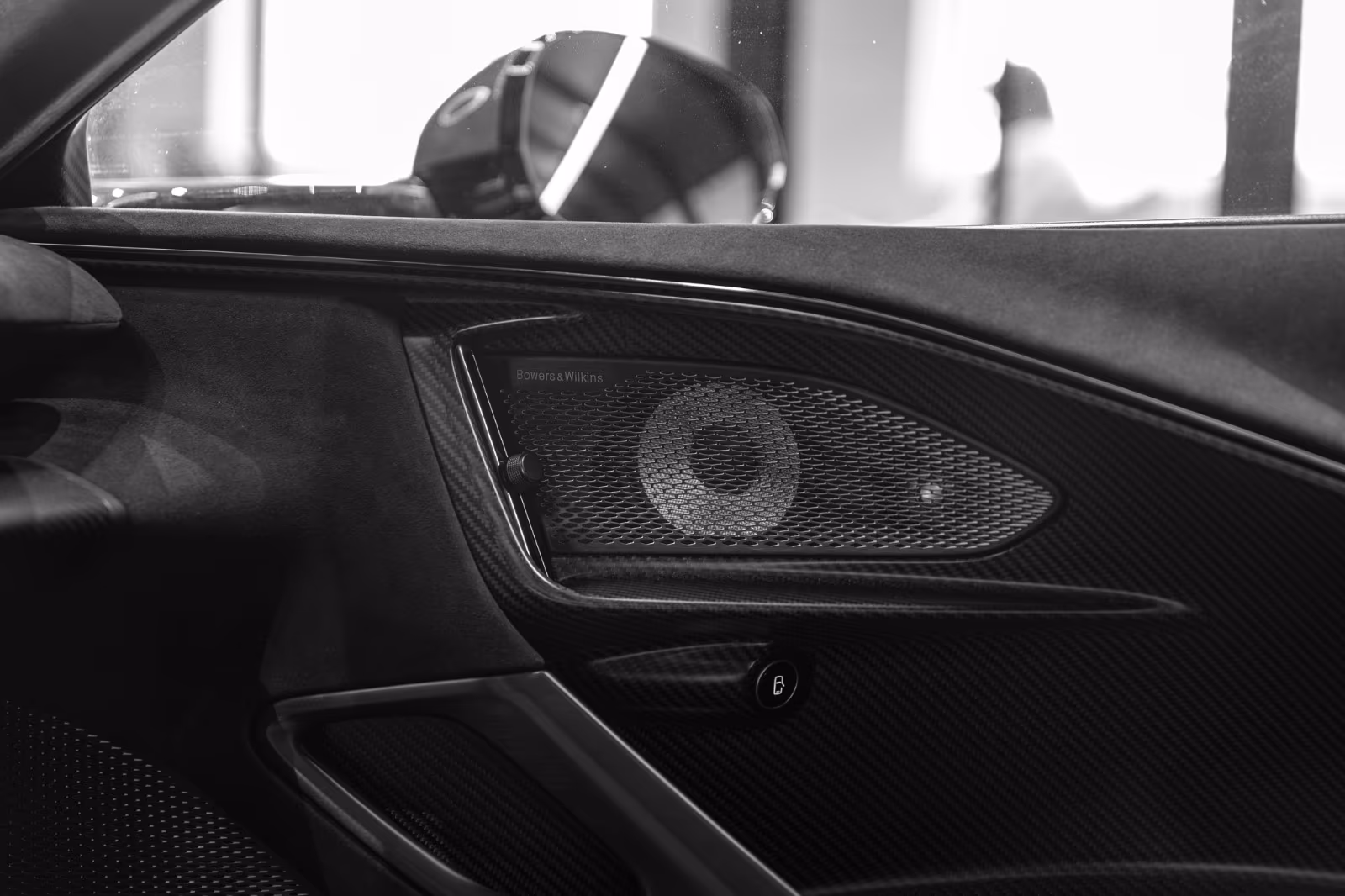 Aston Martin Valhalla (foto 20/20)