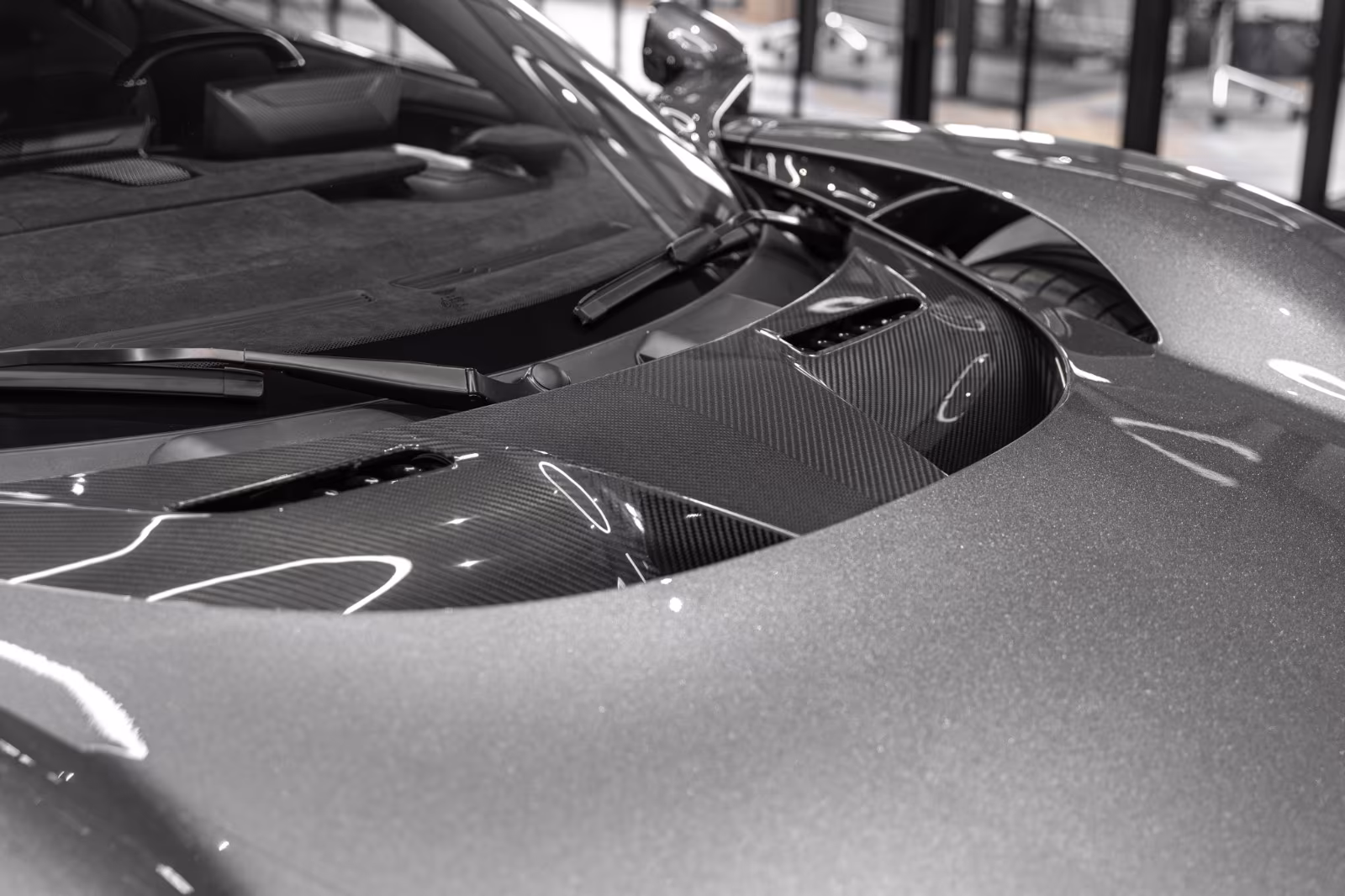 Aston Martin Valhalla (foto 9/20)