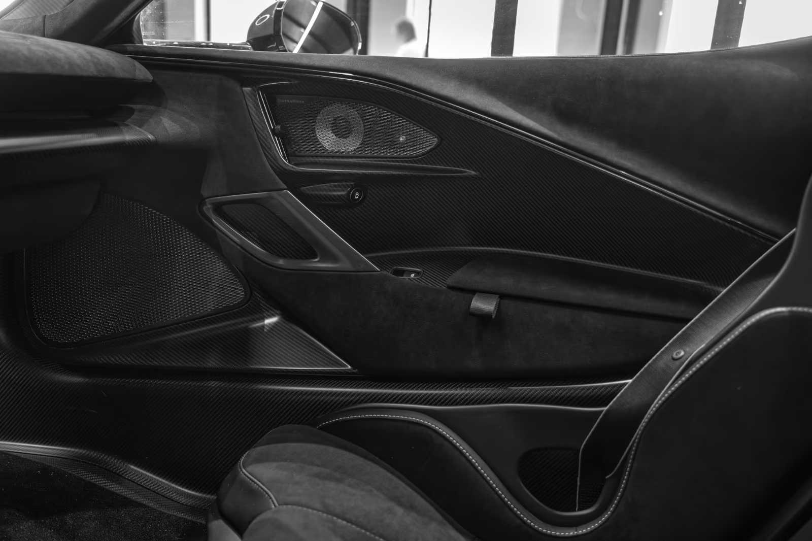 Aston Martin Valhalla (foto 12/20)