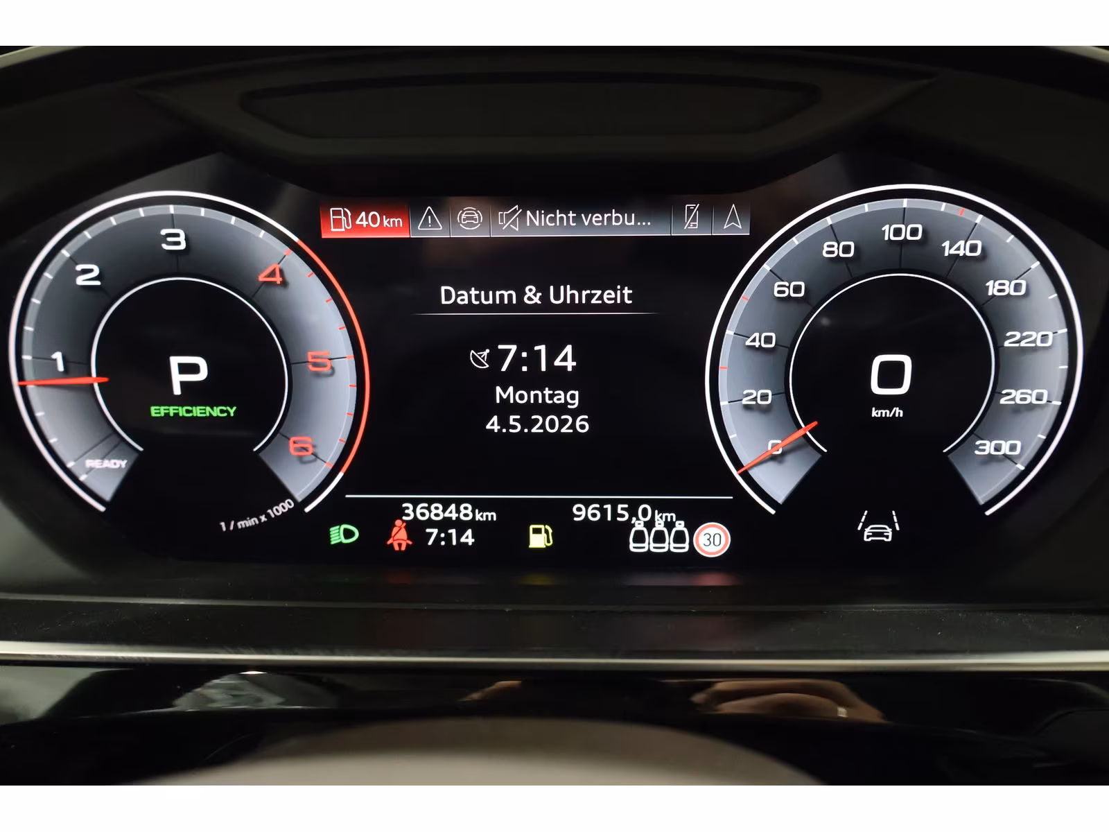 Audi A8 50 TDI (foto 14/20)