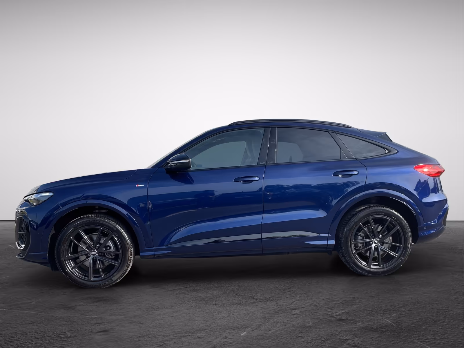 Audi Q5 (foto 2/12)