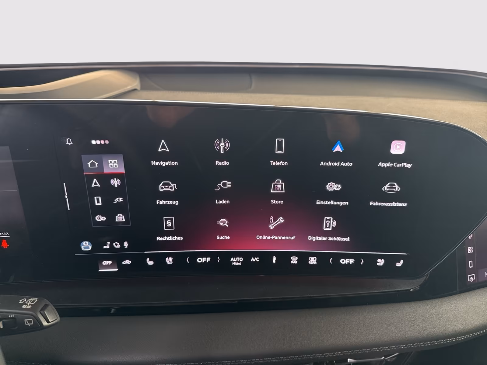 Audi Q6 E-Tron (foto 15/21)