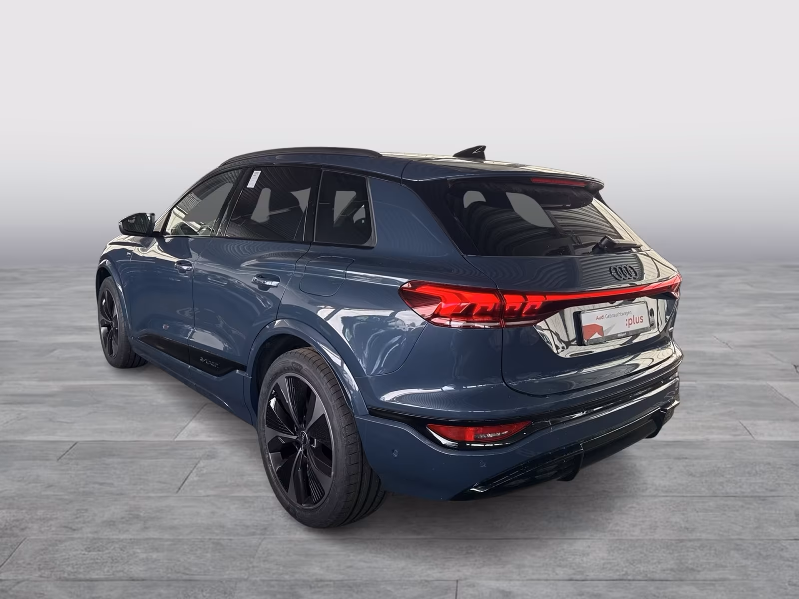 Audi Q6 E-Tron (foto 2/21)