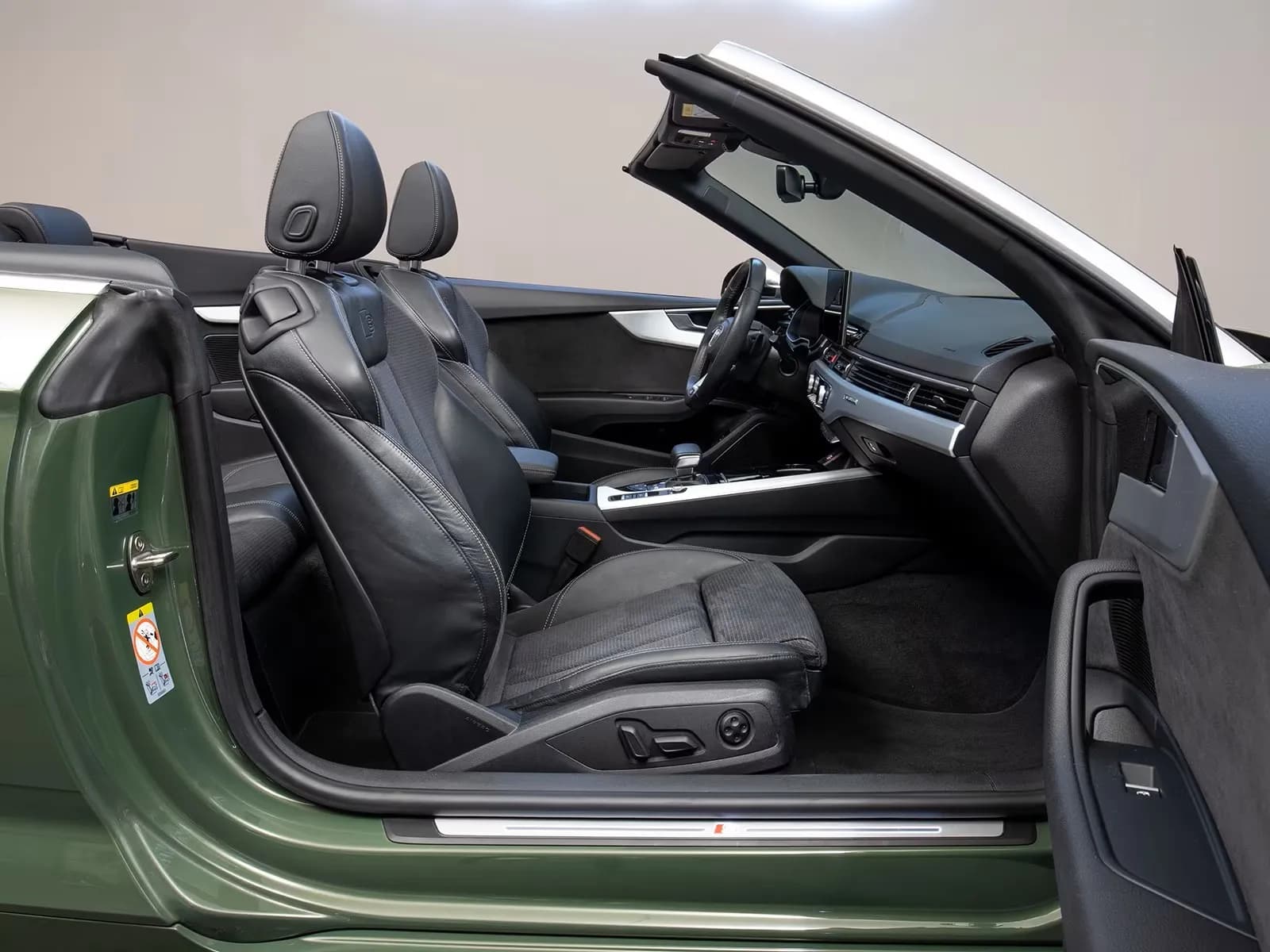 Audi S5 (foto 23/23)