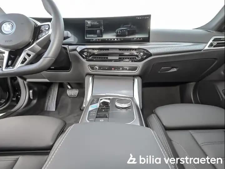 BMW I4 xdrive40 (foto 15/15)