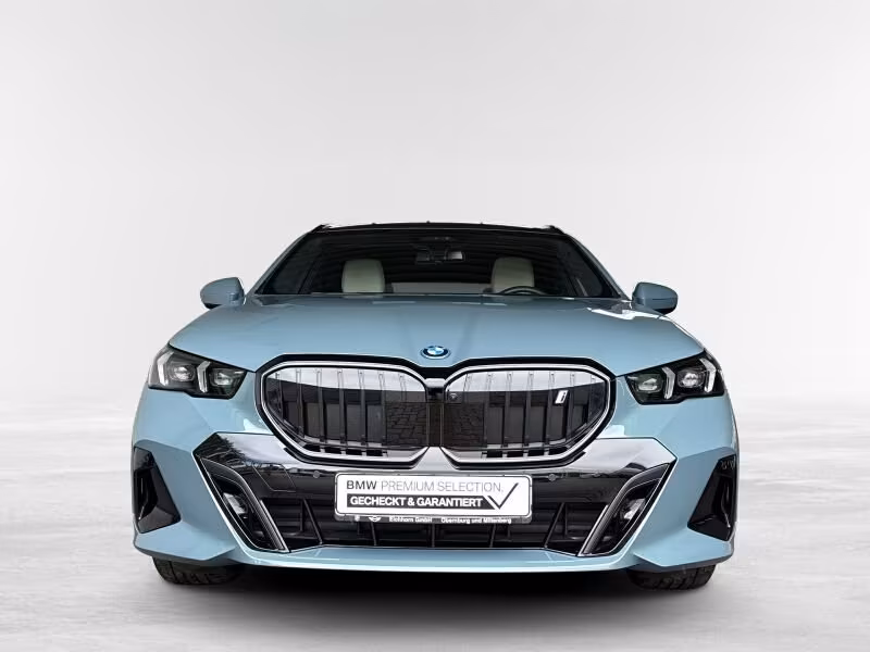 BMW eDrive40 M Sportpaket (foto 2/16)
