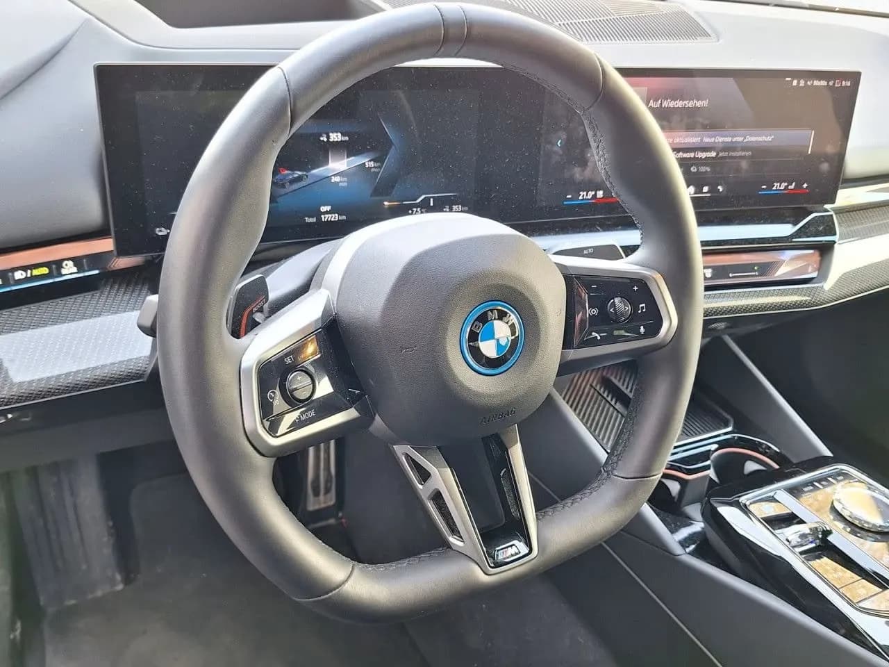 BMW i5 40e (foto 7/13)