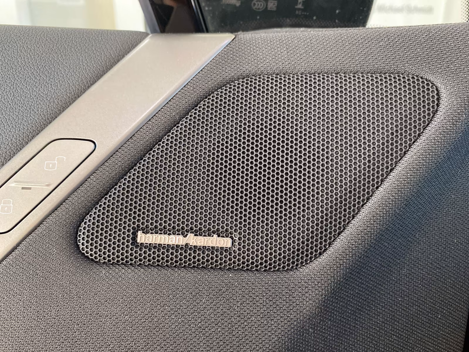 BMW iX (foto 12/20)