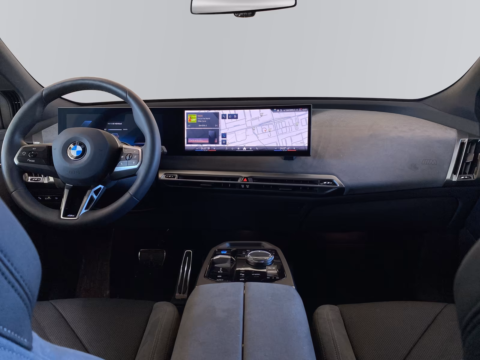 BMW iX (foto 13/20)