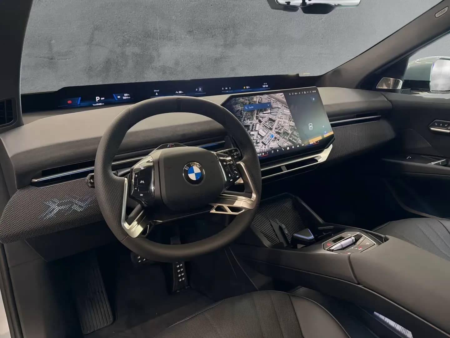 BMW iX3 (foto 11/17)