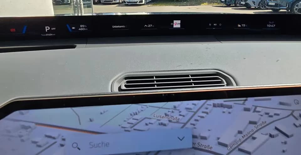 BMW iX3 50 xDr (foto 19/28)