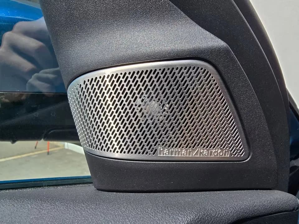 BMW iX3 50 xDr (foto 12/28)
