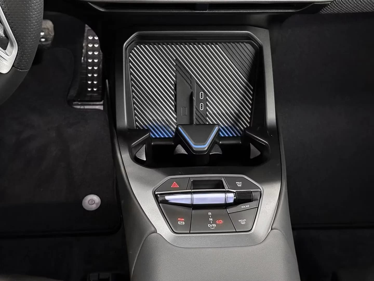 BMW iX3 (foto 14/18)
