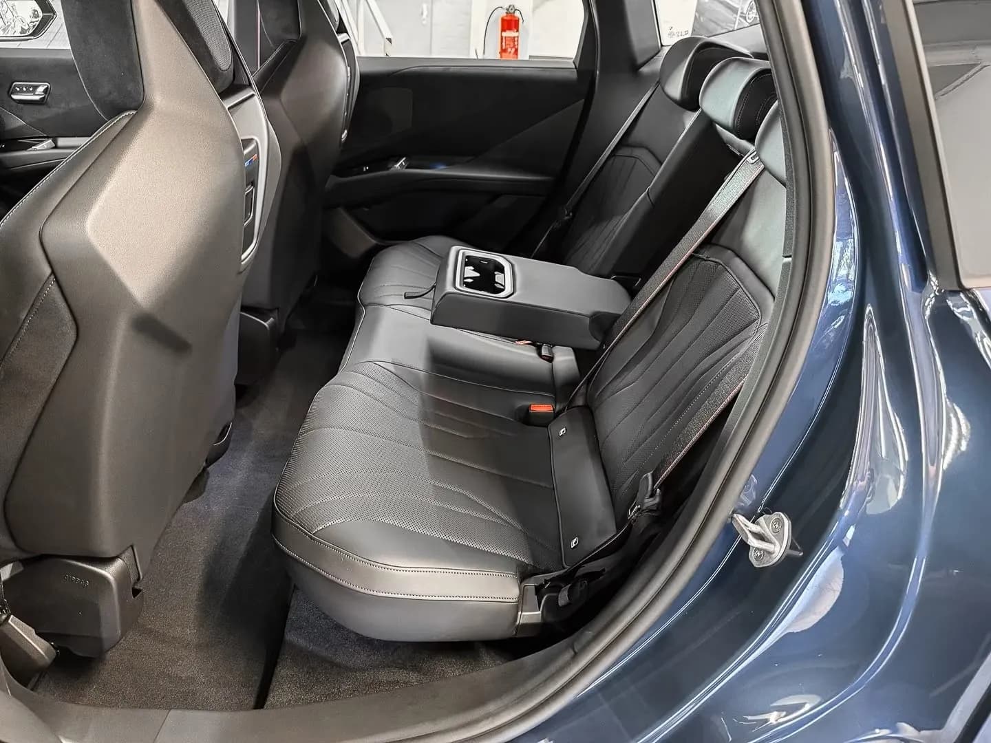 BMW iX3 (foto 15/18)