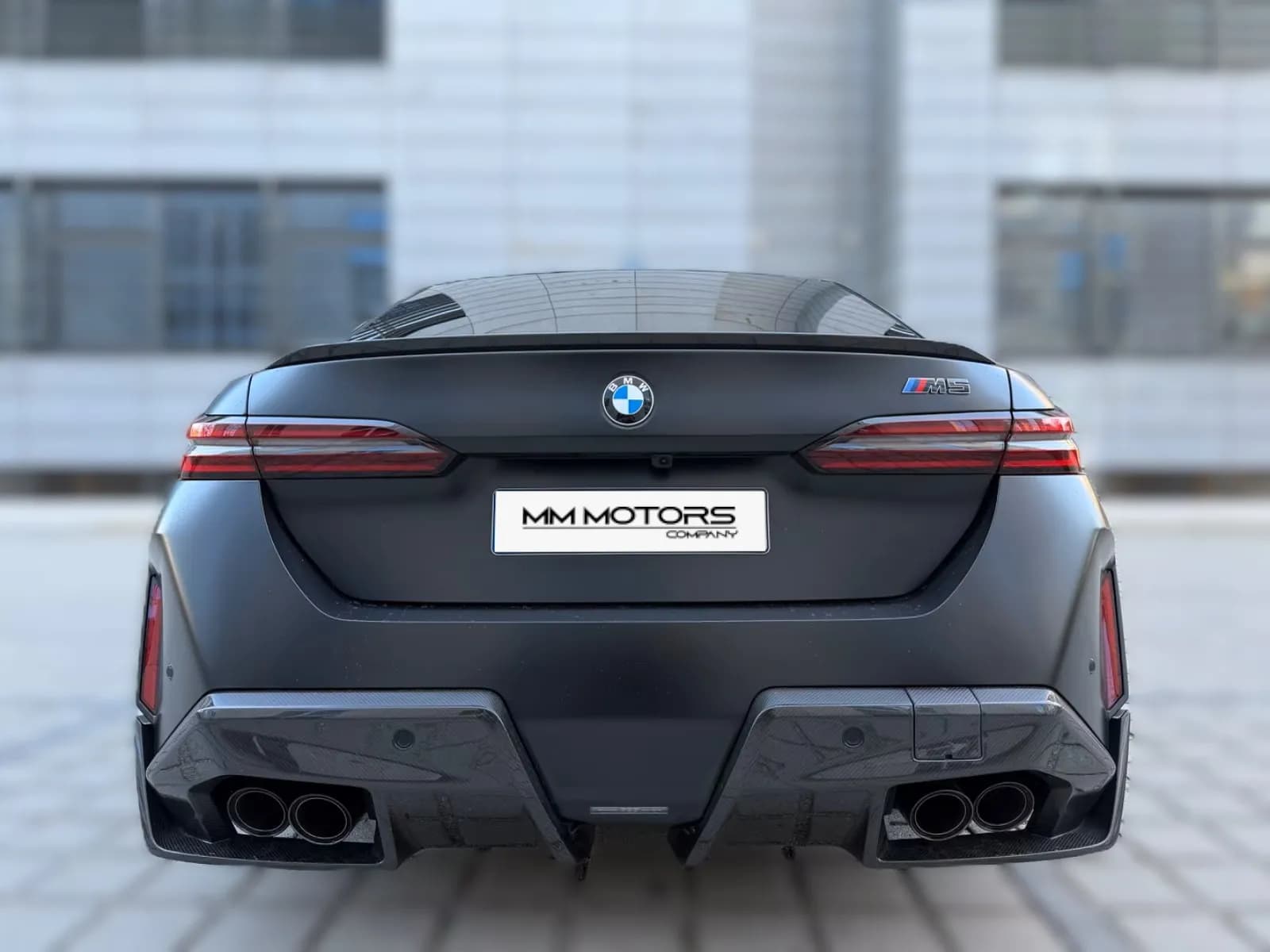 BMW M5 (foto 6/15)