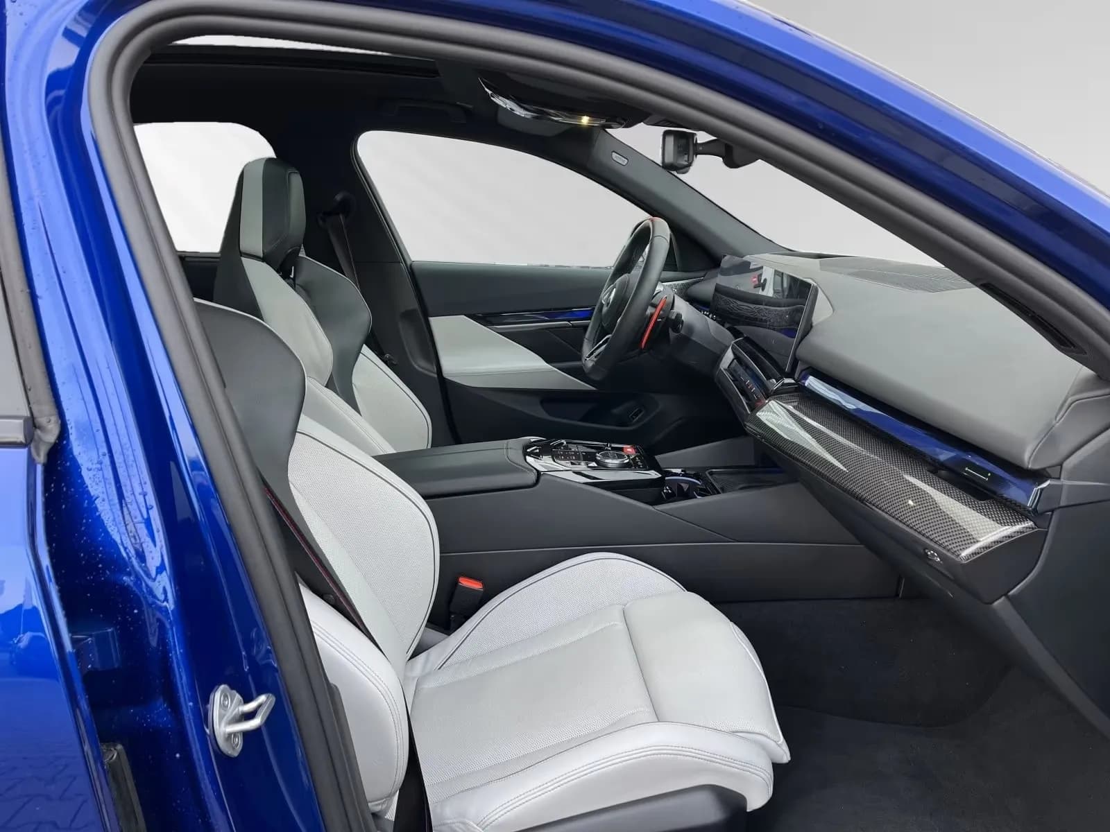 BMW M5 (foto 11/12)
