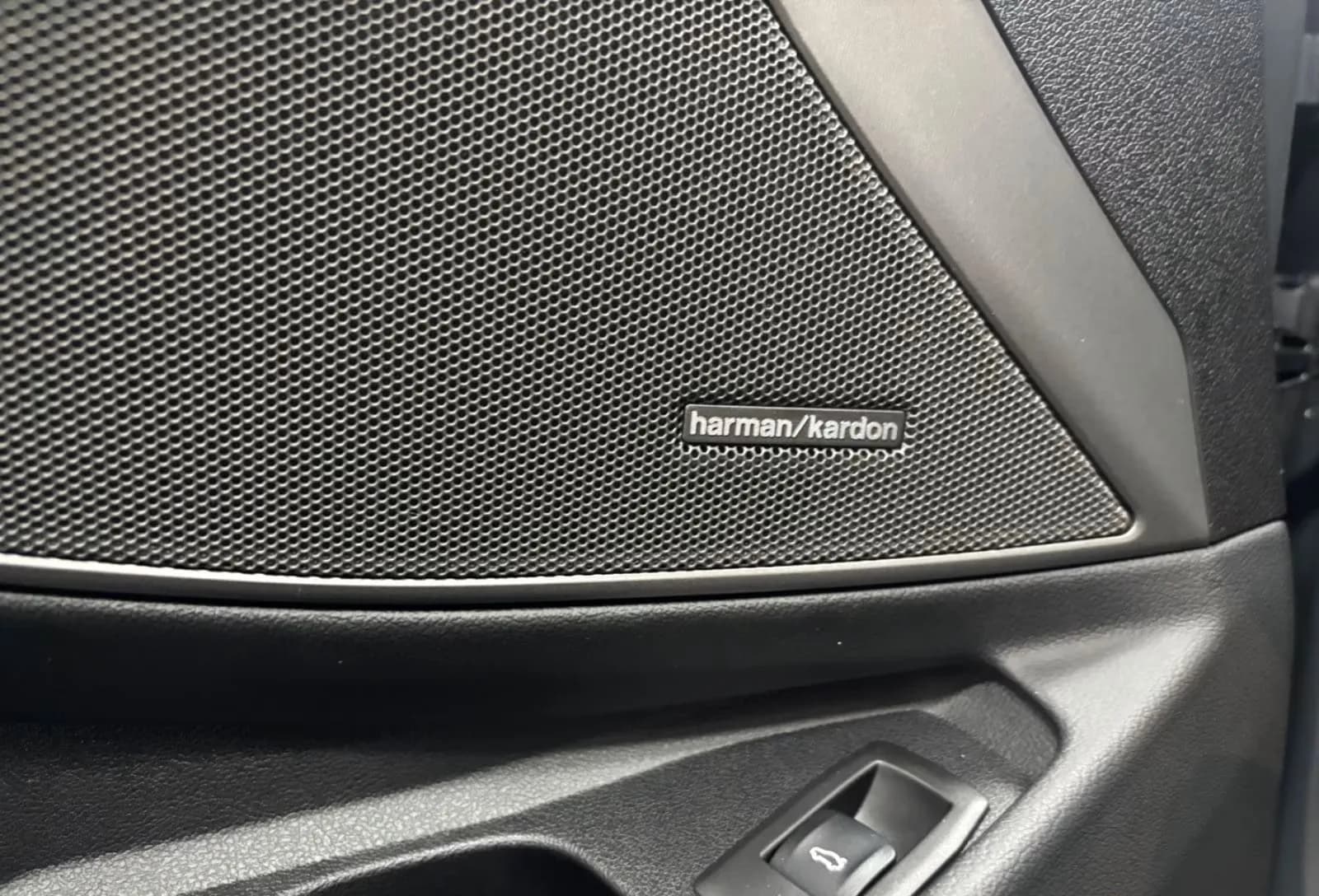 BMW M340i xDrive (foto 15/30)