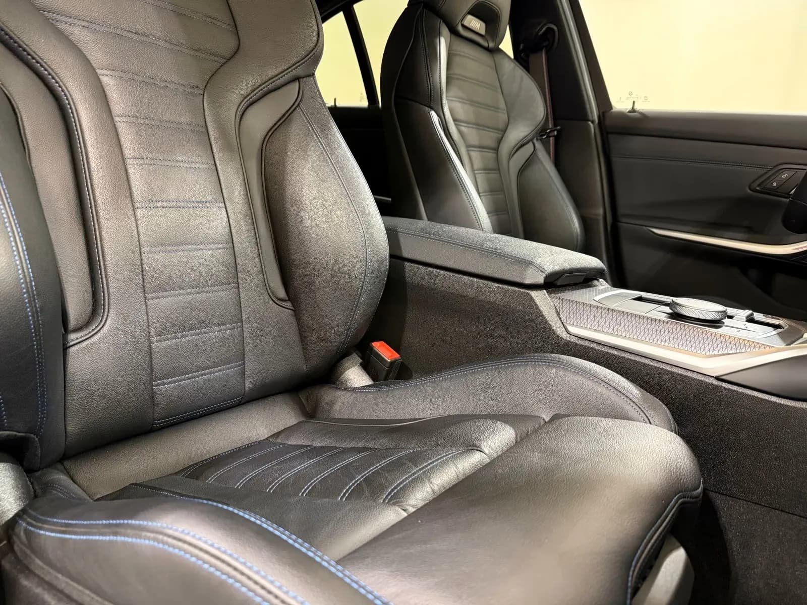 BMW M340i xDrive (foto 18/20)