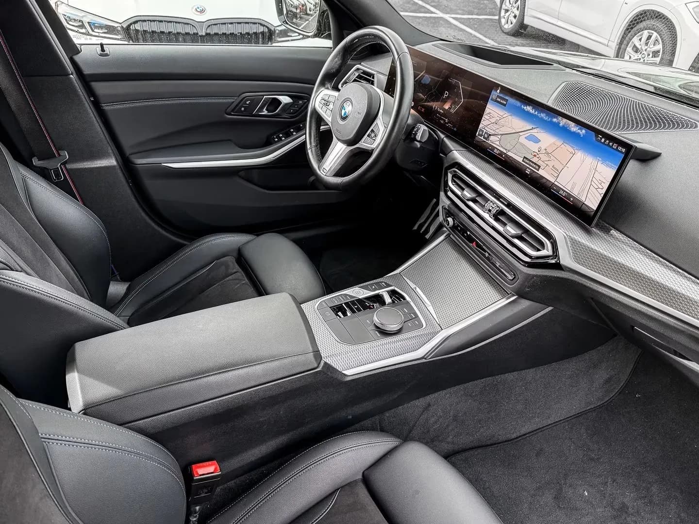 BMW M340i xDrive Touring (foto 18/20)