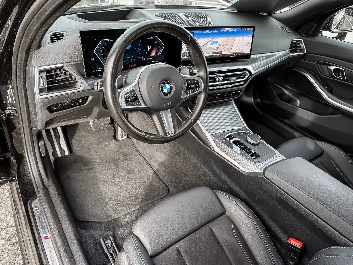 BMW M340i xDrive Touring (foto 11/20)