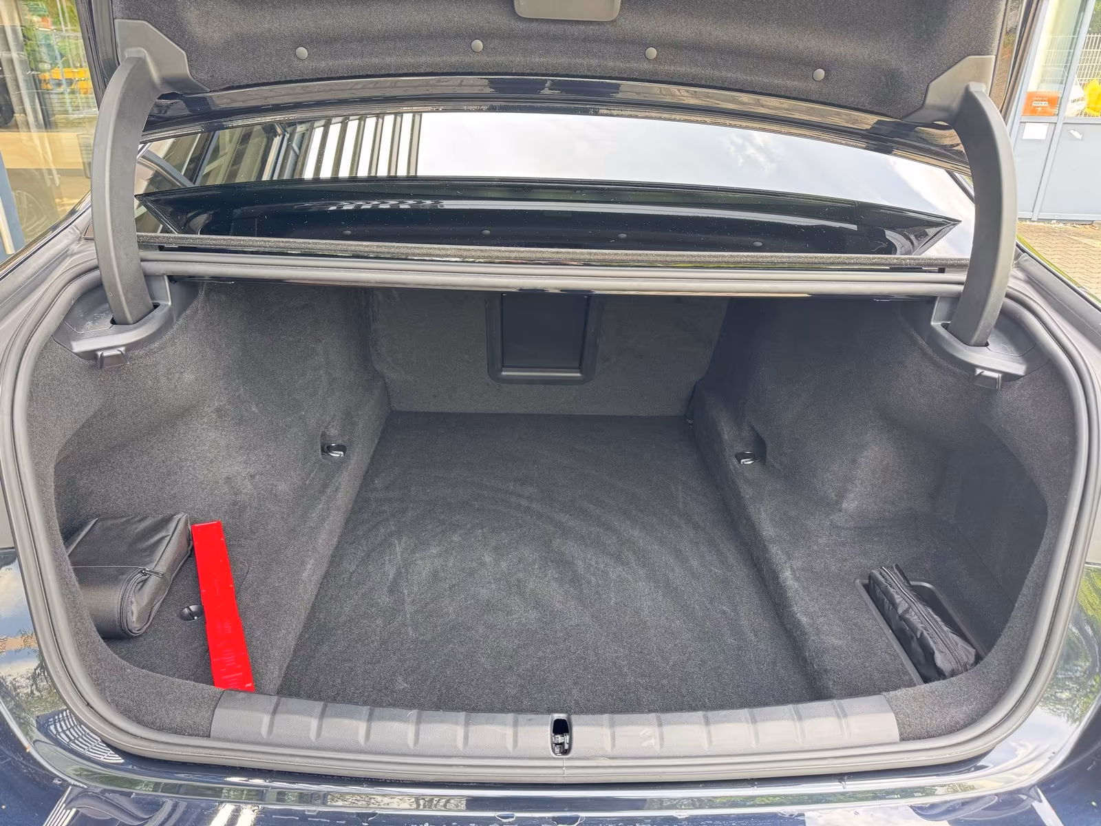 BMW 740d xDrive (foto 26/28)