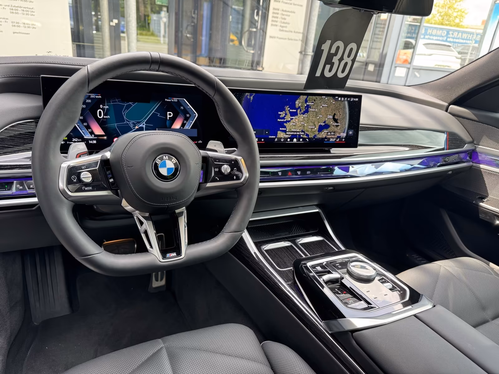 BMW 740d xDrive (foto 11/28)