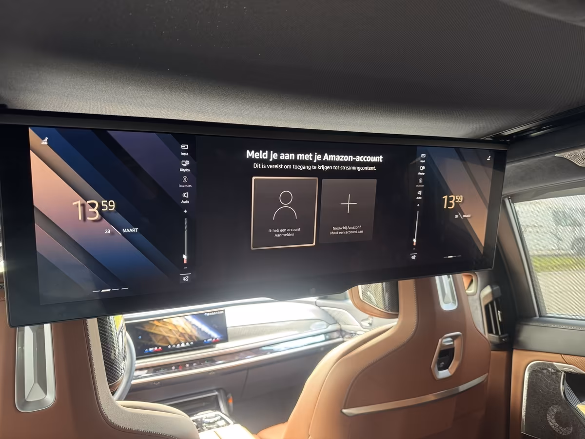 BMW 740d xDrive (foto 30/30)