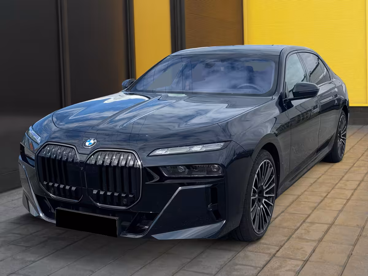 BMW 740d xDrive (foto 1/30)