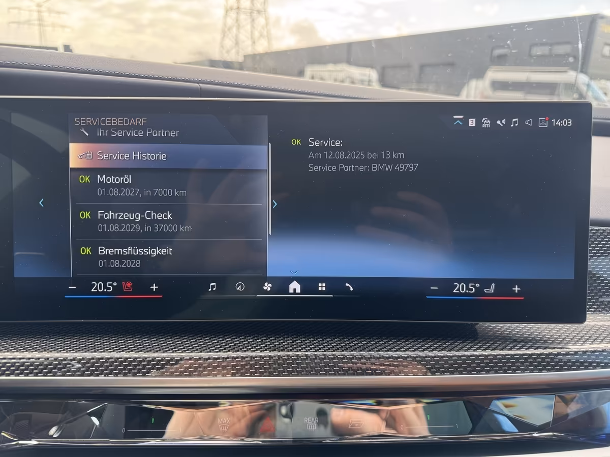 BMW 740d xDrive (foto 20/30)