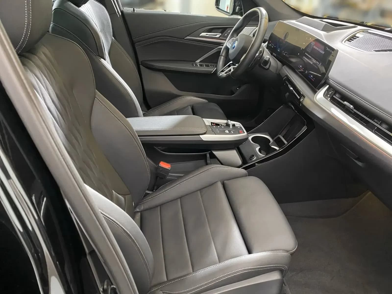 BMW X1 30e M Sport (foto 14/15)