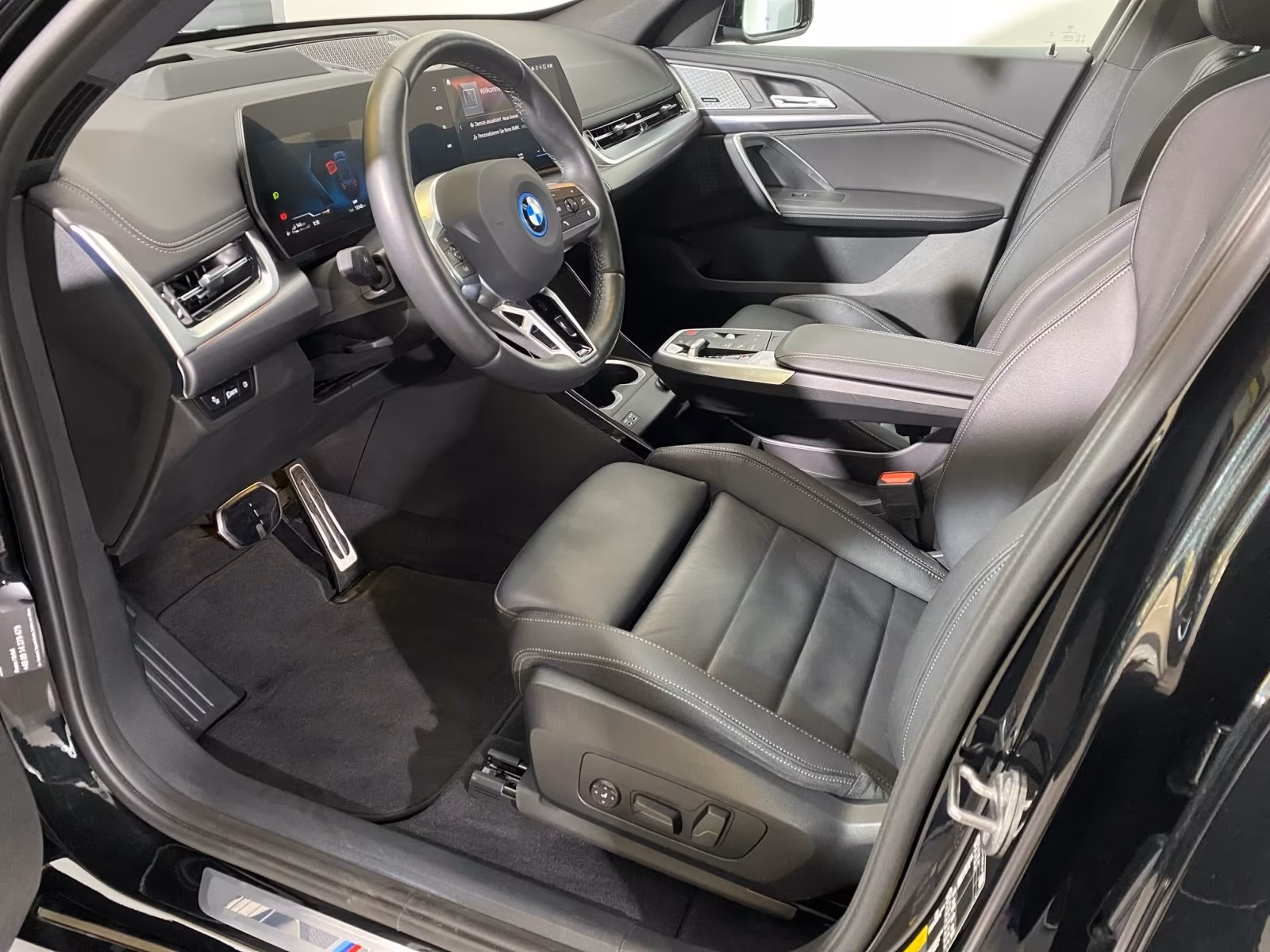 BMW X1 30e M Sport (foto 8/15)