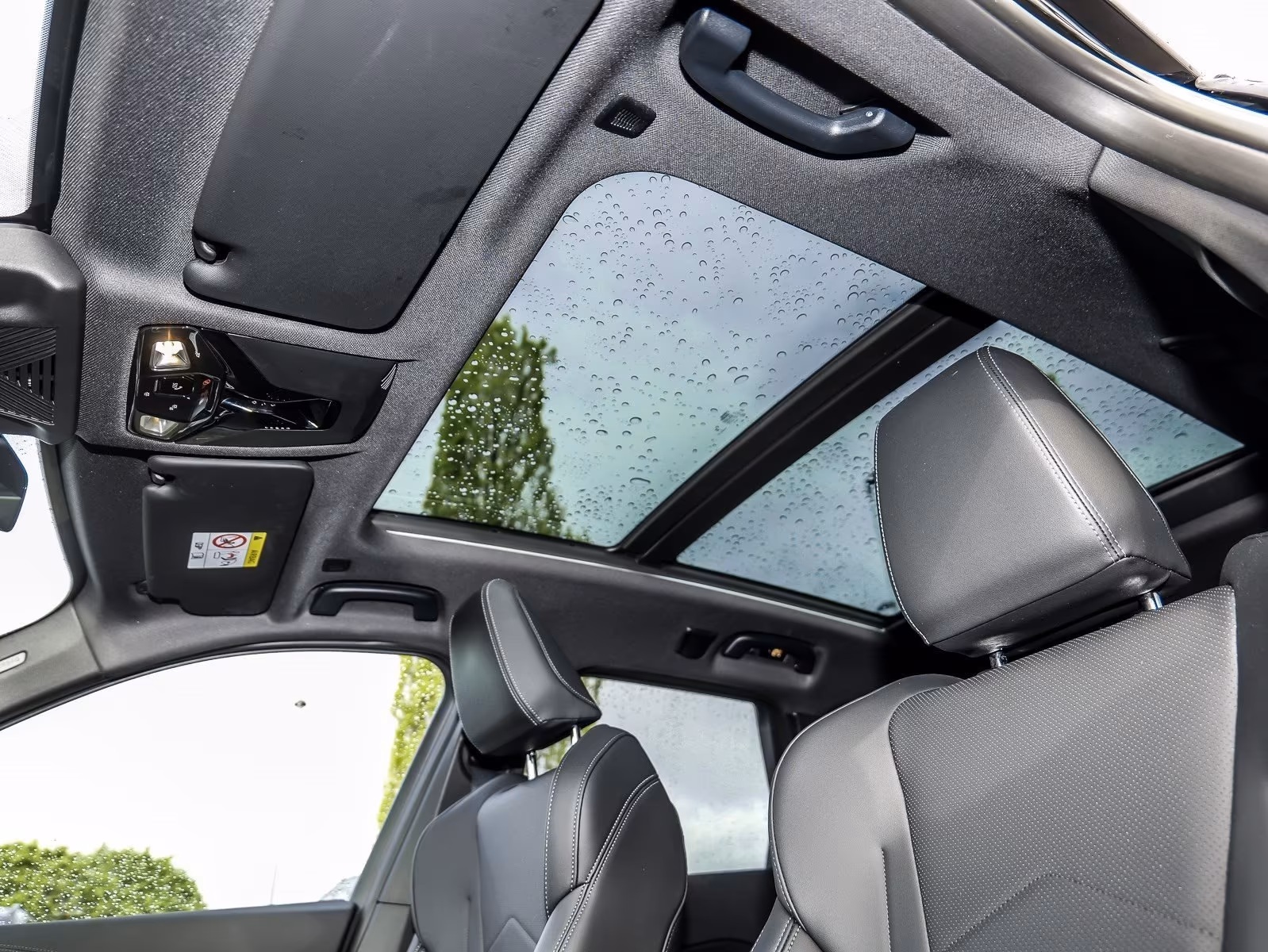 BMW X1 30e M Sport (foto 13/22)