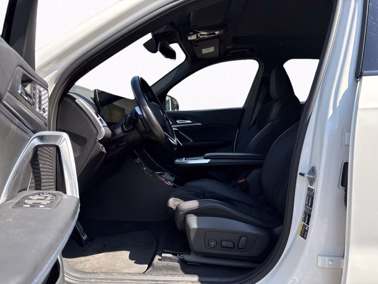 BMW X1 25e (foto 8/12)