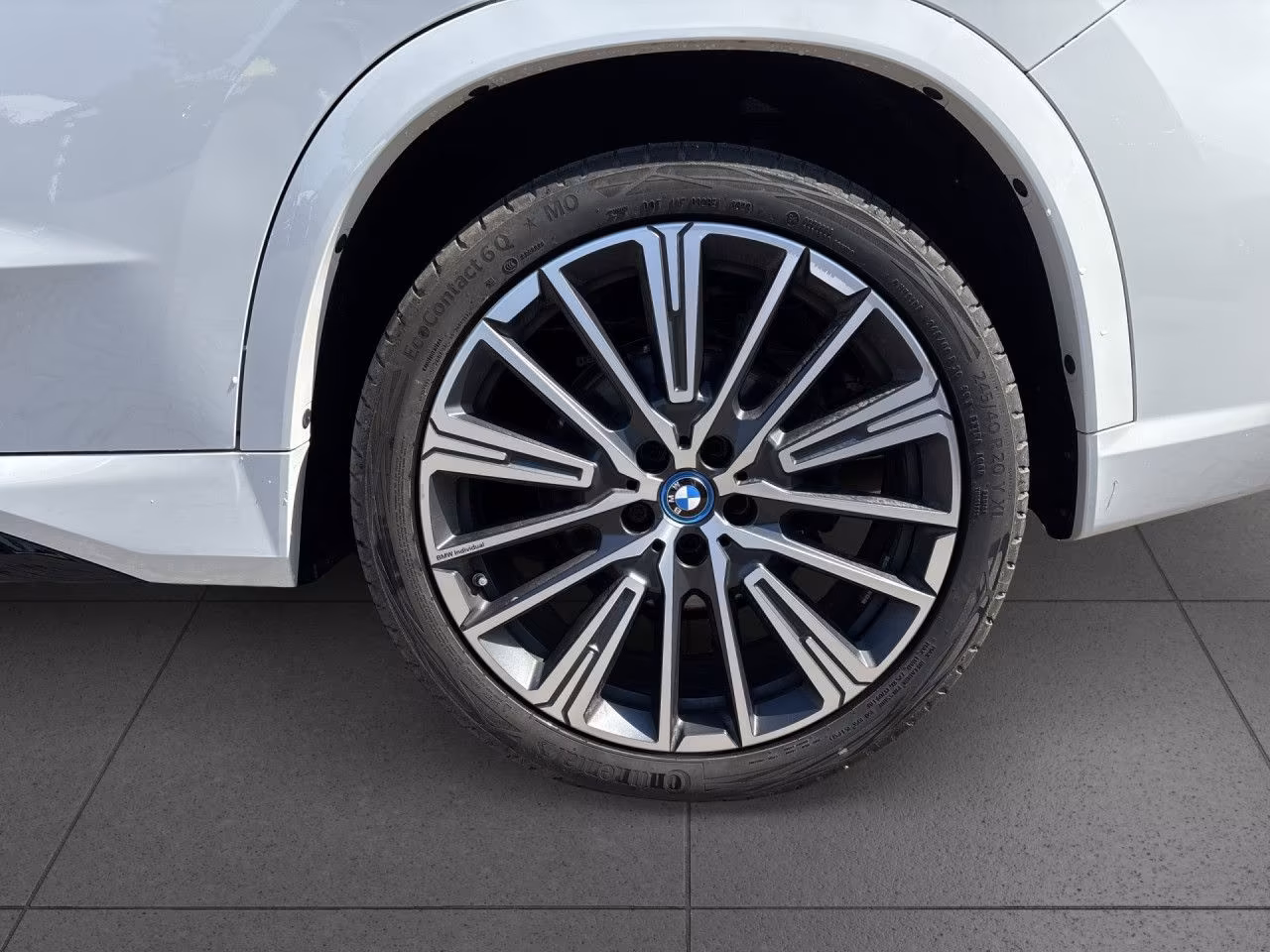 BMW X1 25e (foto 7/12)