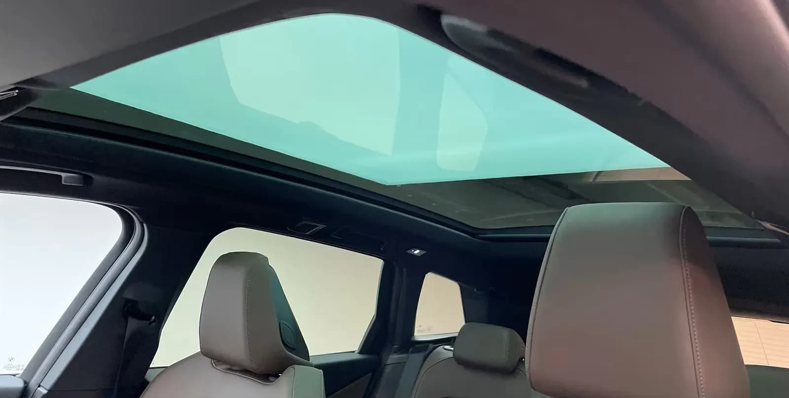 BMW X3 30e (foto 8/13)