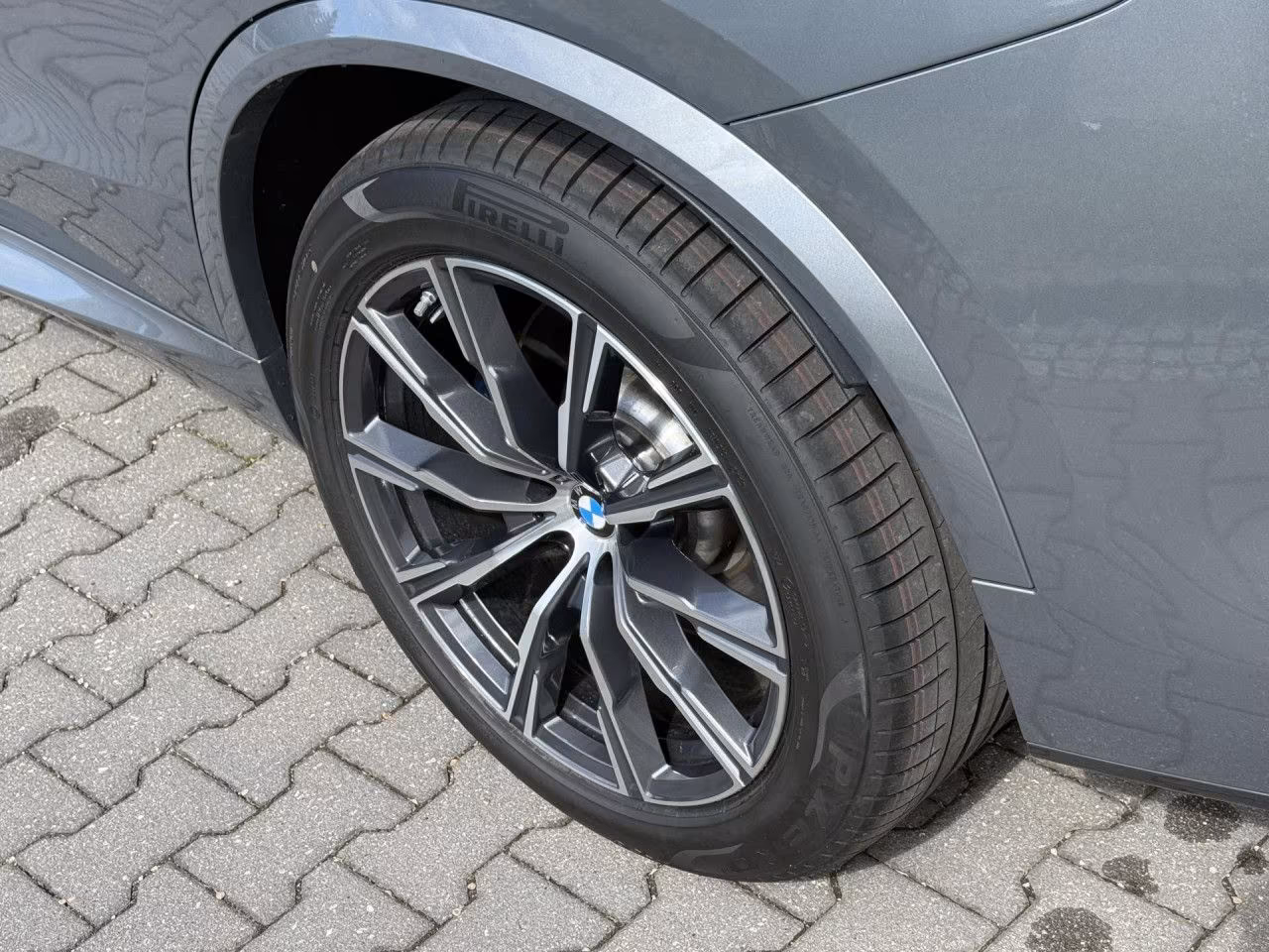 BMW X5 50e (foto 3/19)