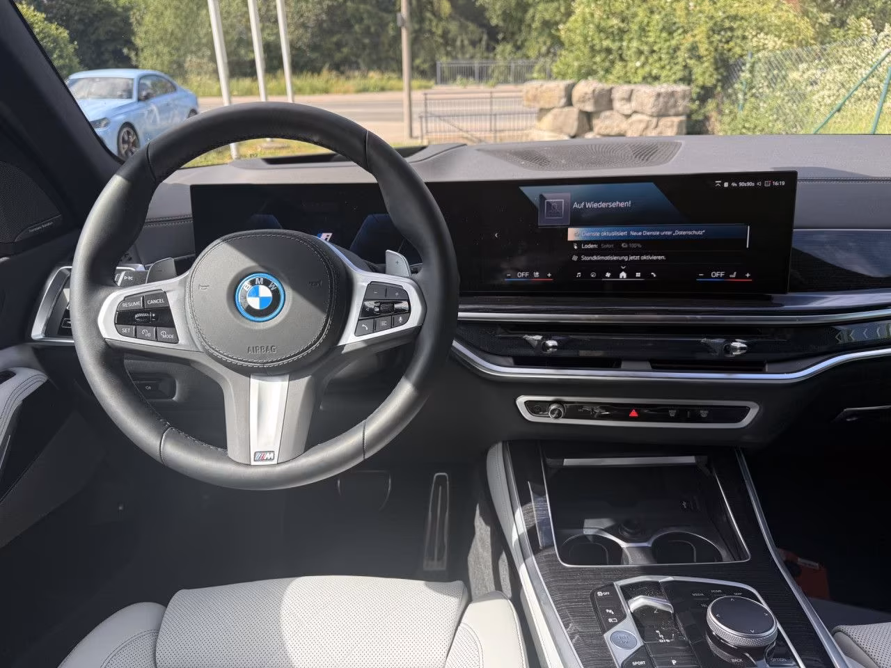 BMW X5 50e (foto 12/19)