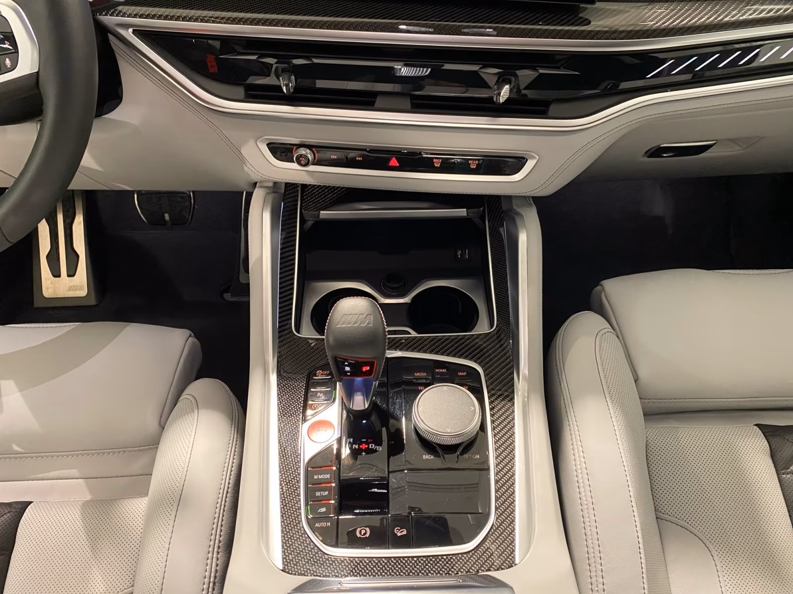 BMW X5M (foto 12/15)