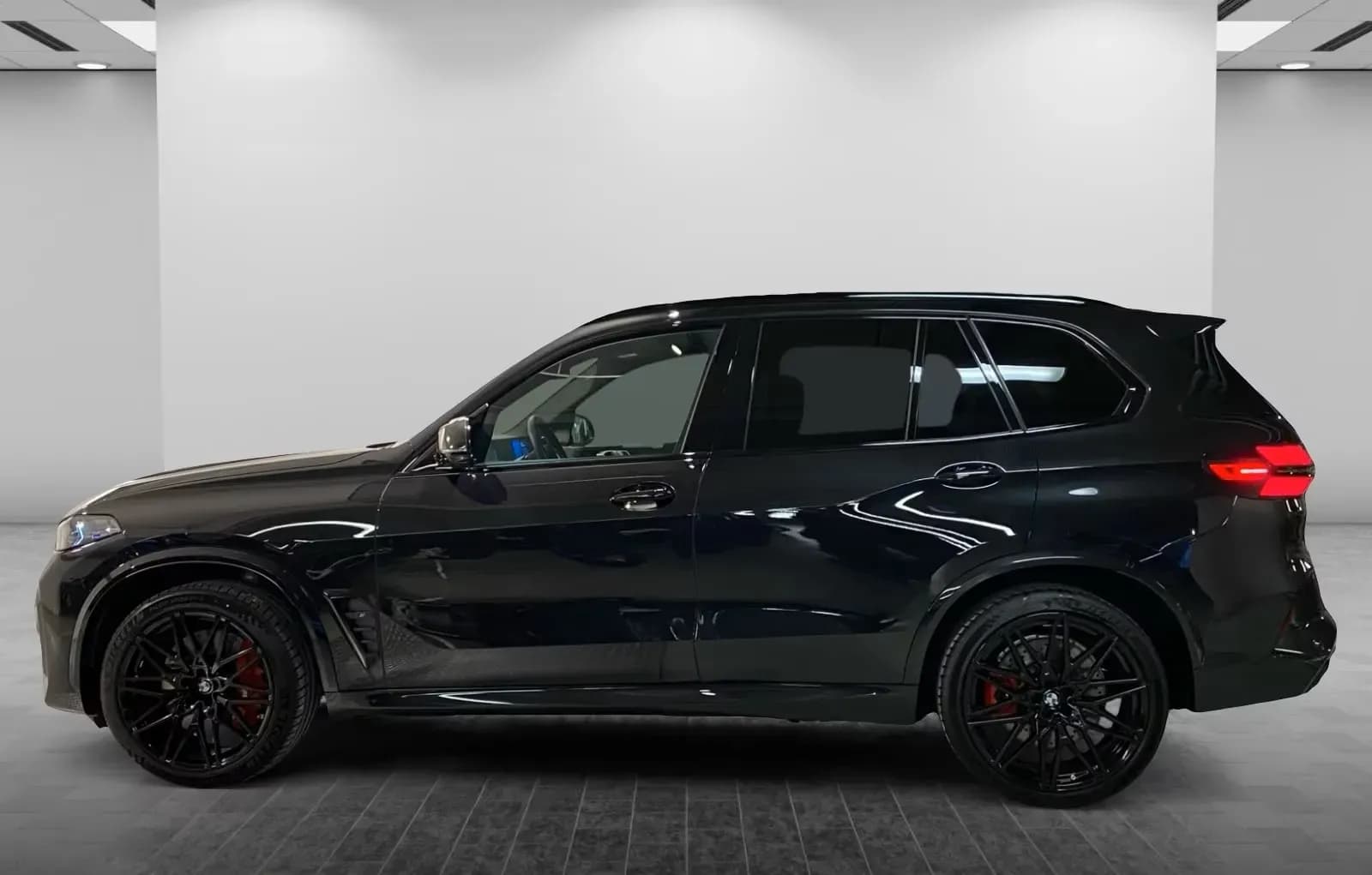 BMW X5M (foto 7/15)